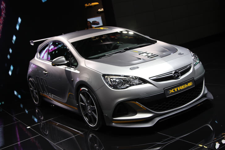 Geneva Motor Show 2014 photo gallery